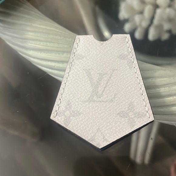 LOUIS VUITTON Monogram Eclipse Clochette Key Bell Holder New